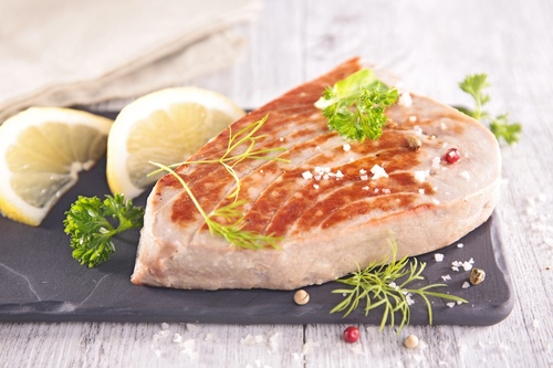 Simple seared tuna steak