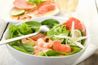 Ginger shrimp and grapefruit salad