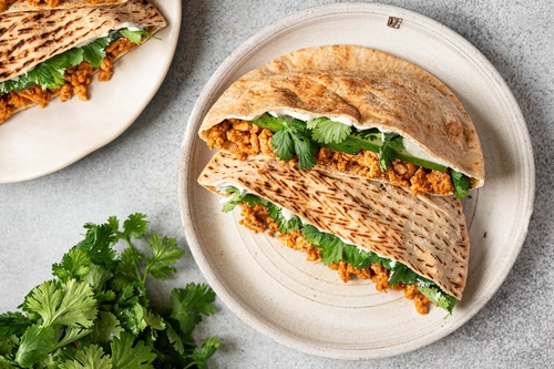 Indian spiced chicken pita