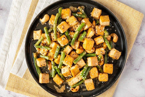 Tofu con anacardos