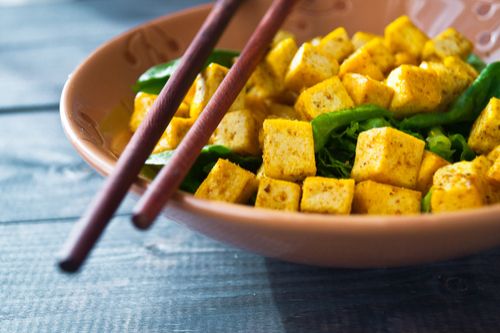 Tofu spinach scramble