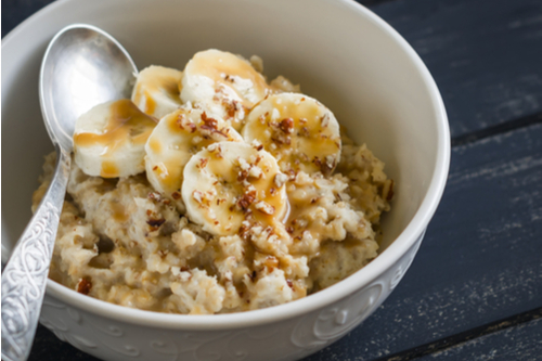 Cinnamon banana protein oats